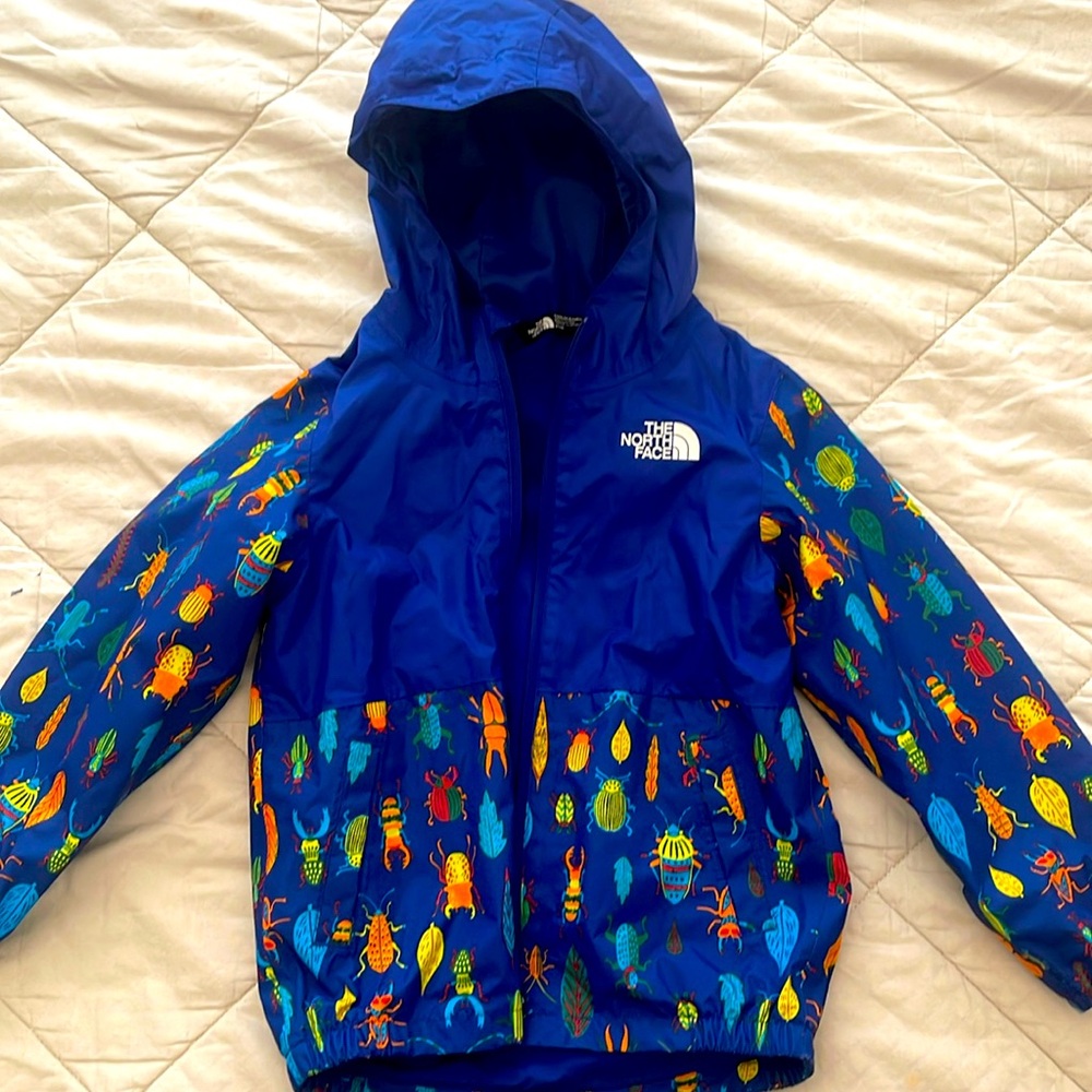 The North Face Toddler Zipline Rain Jacket, Bolt Blue Critter Crawl Print, 5T